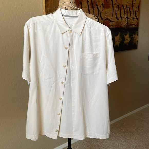 Tommy Bahama Original Fit Herringbone Short Sleeve Open Collar Silk Box Shirt, Men's Medium silk black type Vintage Second Hand